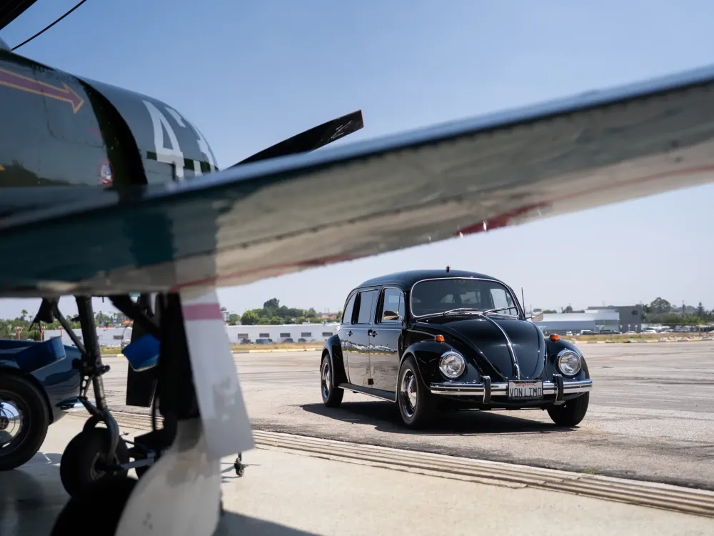 Уникальный лимузин VW Beetle по прозвищу Rollswagen пустят с молотка
