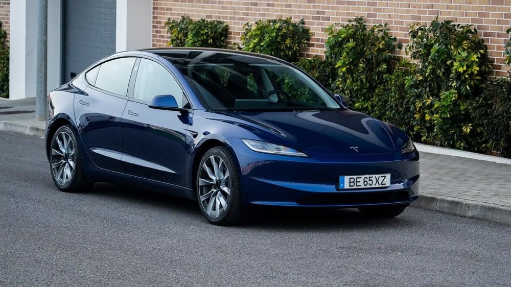 У Tesla упали прибыль и продажи. Компания готовит самую дешёвую модель