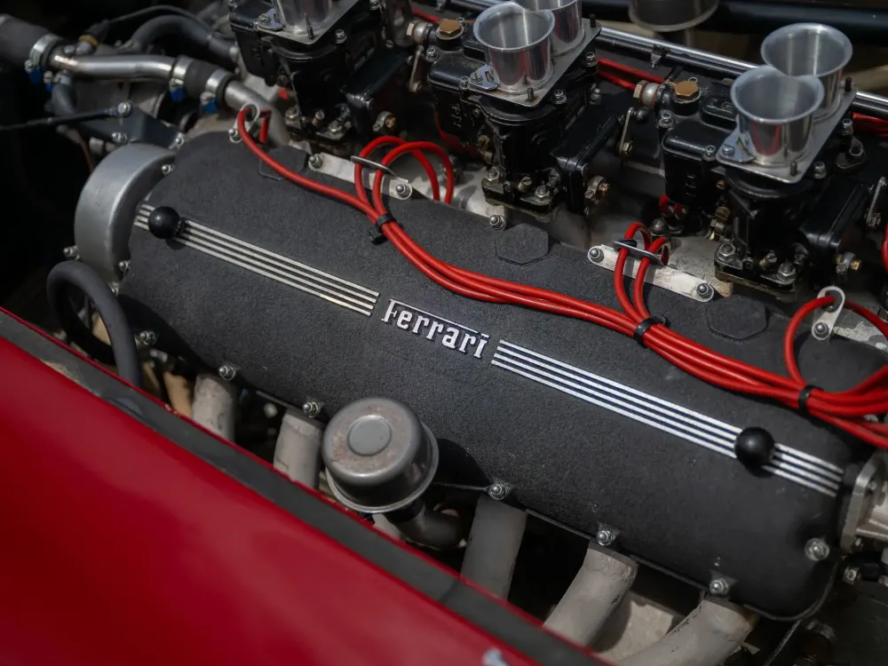 Уникальную Ferrari 1955 года, на которой ездил Кэрролл Шелби, выставят на аукцион