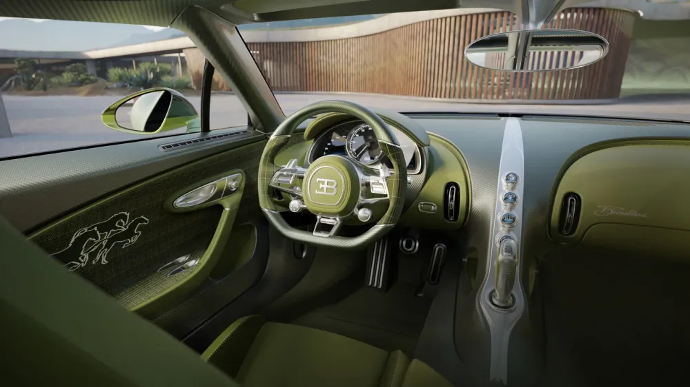 Bugatti представила эксклюзивный гиперкар Brouillard на платформе Chiron