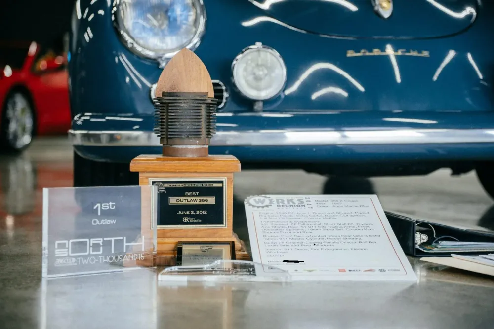 Один из первых Porsche оснастили большим мотором и выставили на продажу