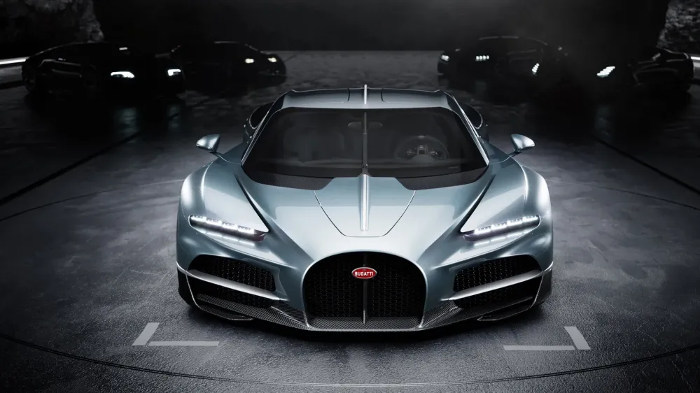 Глава Bugatti объяснил, почему не видит смысла в гибридах с турбомоторами