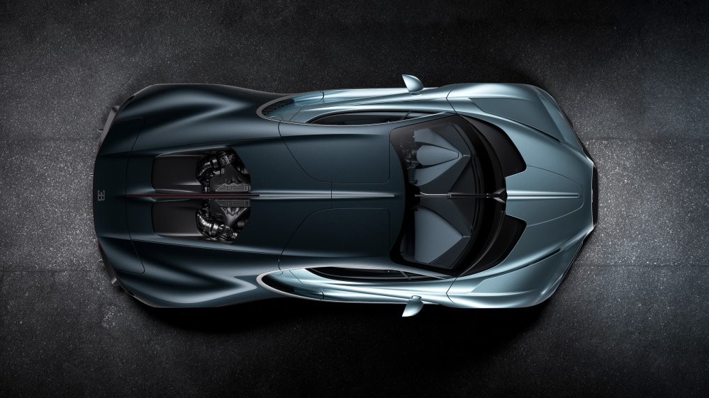 Глава Bugatti объяснил, почему не видит смысла в гибридах с турбомоторами