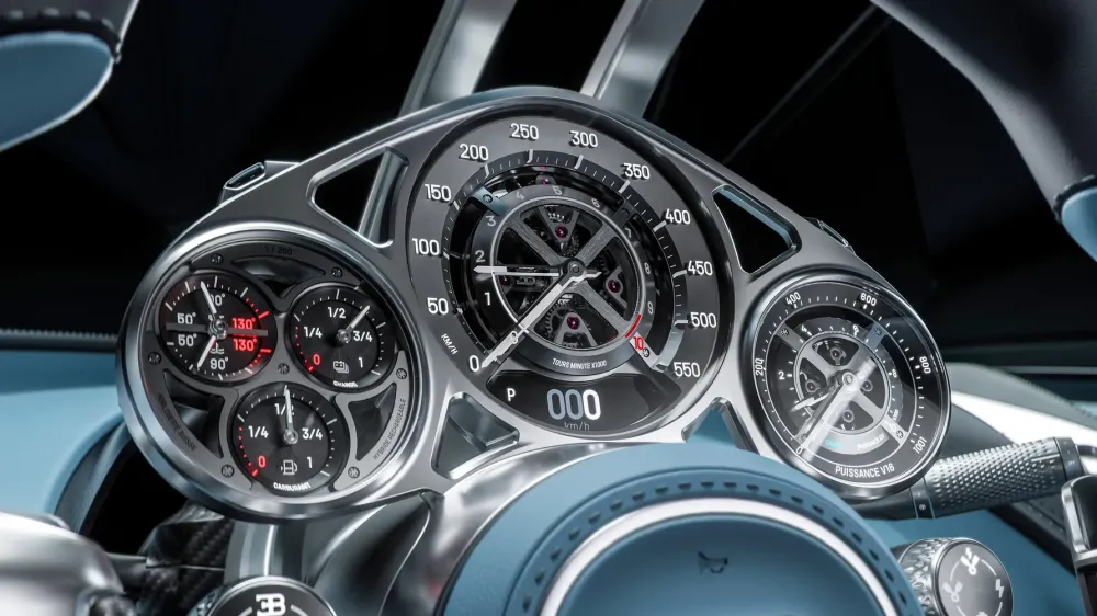 Глава Bugatti объяснил, почему не видит смысла в гибридах с турбомоторами