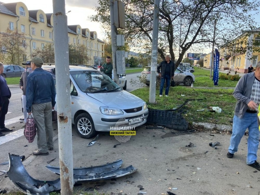 Попала в ДТП и родила сына
