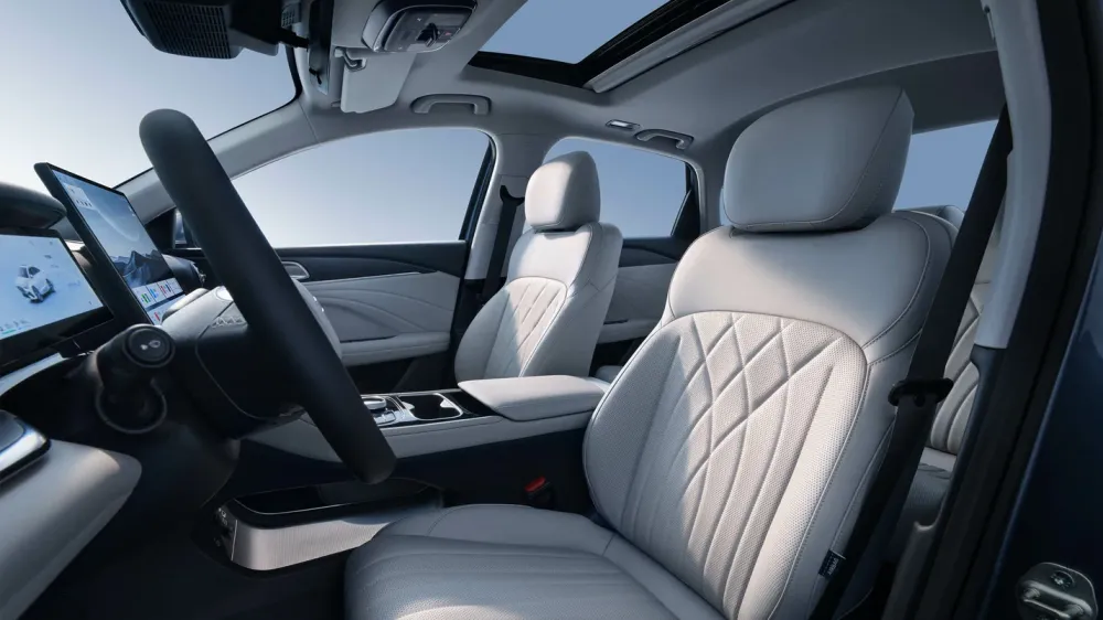 Гибрид Geely Galaxy Starshine 6 начал продаваться в Китае по цене LADA Granta