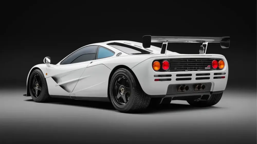 Очень редкий McLaren F1 из гаража султана Брунея пустят с молотка