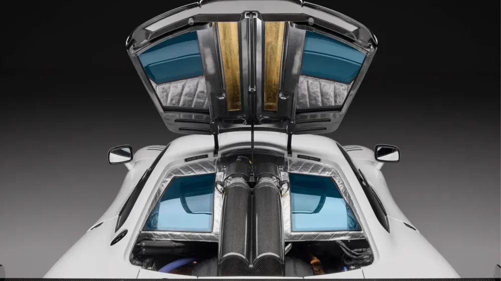 Очень редкий McLaren F1 из гаража султана Брунея пустят с молотка