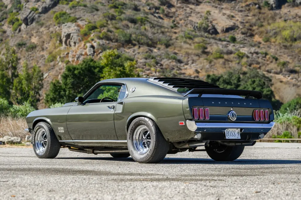 Редкий Ford Mustang с 9,8-литровым мотором выставили на продажу