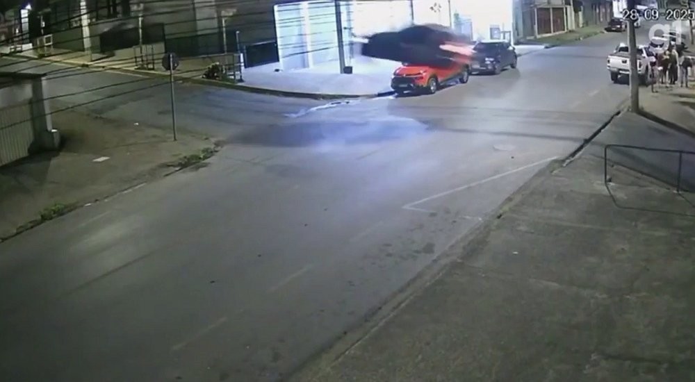 Полицейская погоня с полётом