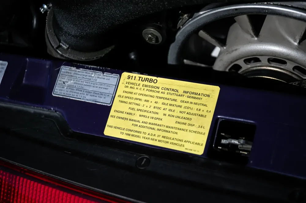 Редчайший кабриолет Porsche 911 Turbo (993) пустят с молотка