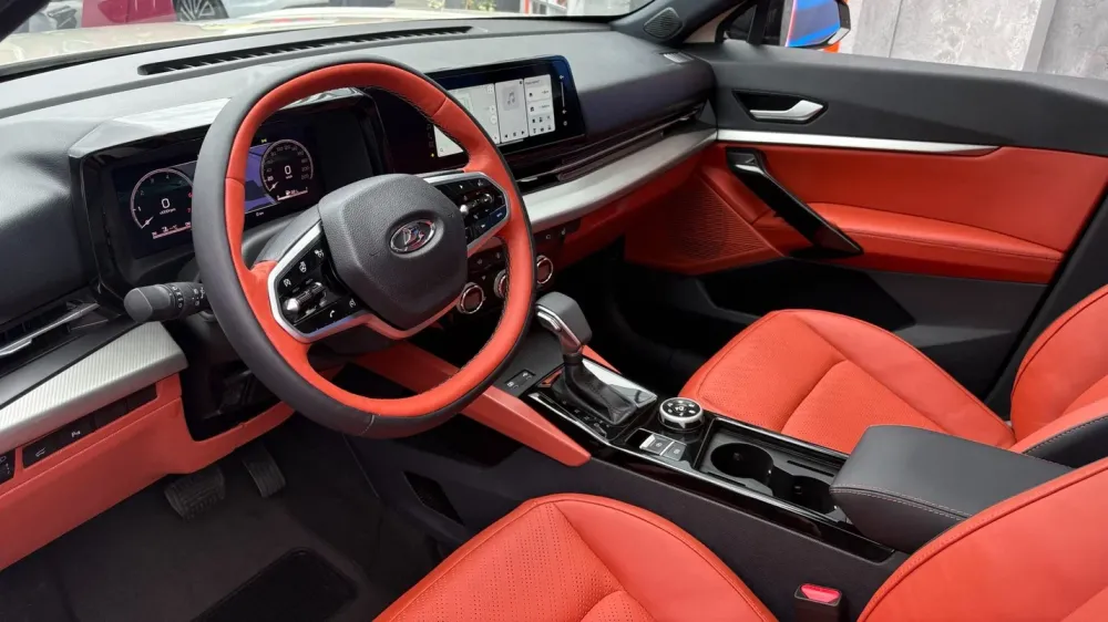 АвтоВАЗ запустил сборку кроссоверов Lada Azimut