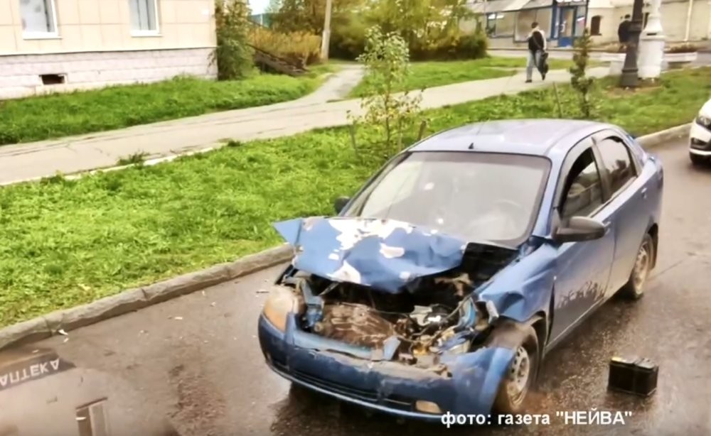 Подбил автомобиль и сбил пешехода