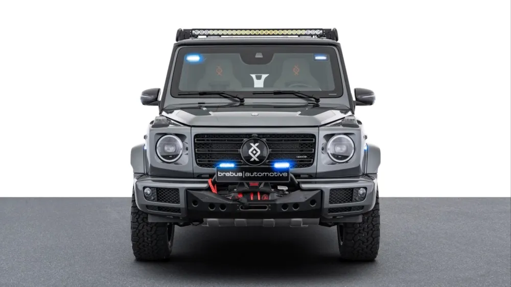 Brabus выставил на продажу бронированную «капсулу времени» Mercedes-Benz G 500 Brabus выставил на продажу бронированную «капсулу времени» Mercedes-Benz G 500