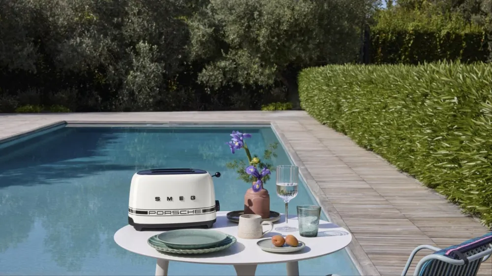 Компания Porsche выпустила холодильник, чайник и блендер Компания Porsche выпустила холодильник, чайник и блендер