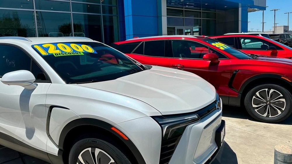 В США ждут обвала рынка электромобилей В США ждут обвала рынка электромобилей