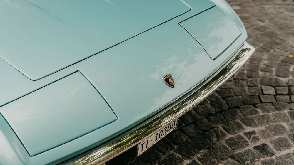 Раритетный Lamborghini из королевского гаража выставят на торги Раритетный Lamborghini из королевского гаража выставят на торги