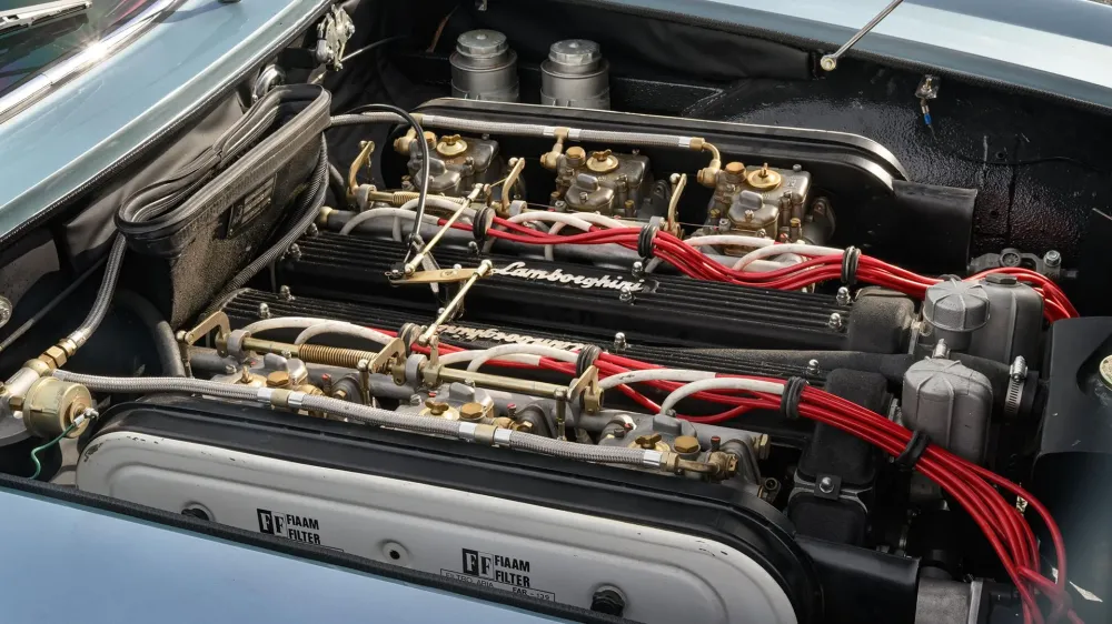 Раритетный Lamborghini из королевского гаража выставят на торги Раритетный Lamborghini из королевского гаража выставят на торги