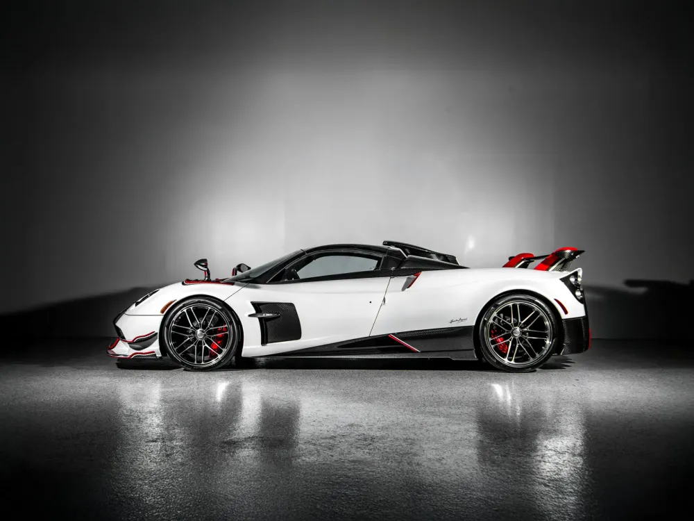 Последний из родстеров Pagani Huayra BC хотят продать за 5,7-6 миллионов долларов
