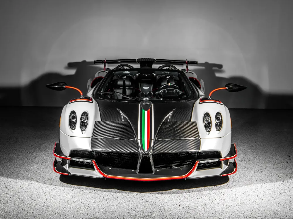 Последний из родстеров Pagani Huayra BC хотят продать за 5,7-6 миллионов долларов