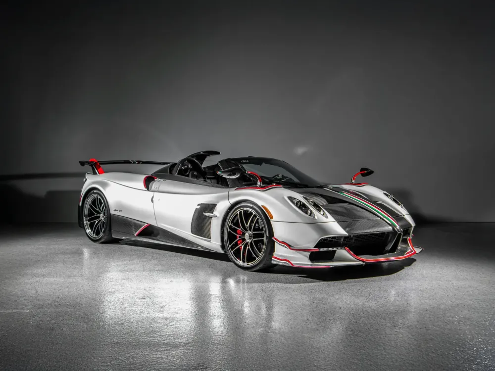 Последний из родстеров Pagani Huayra BC хотят продать за 5,7-6 миллионов долларов