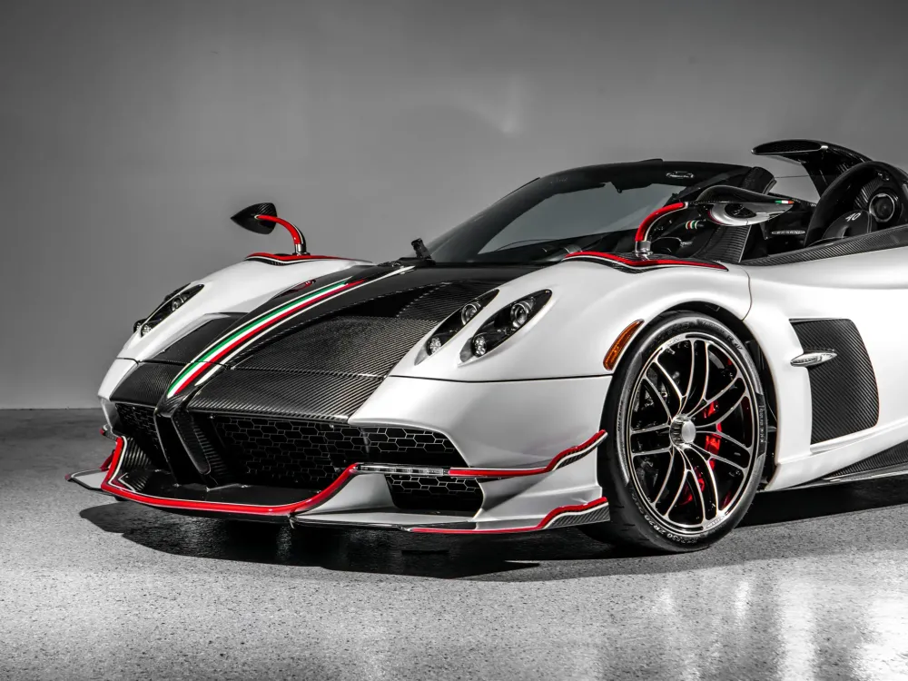 Последний из родстеров Pagani Huayra BC хотят продать за 5,7-6 миллионов долларов