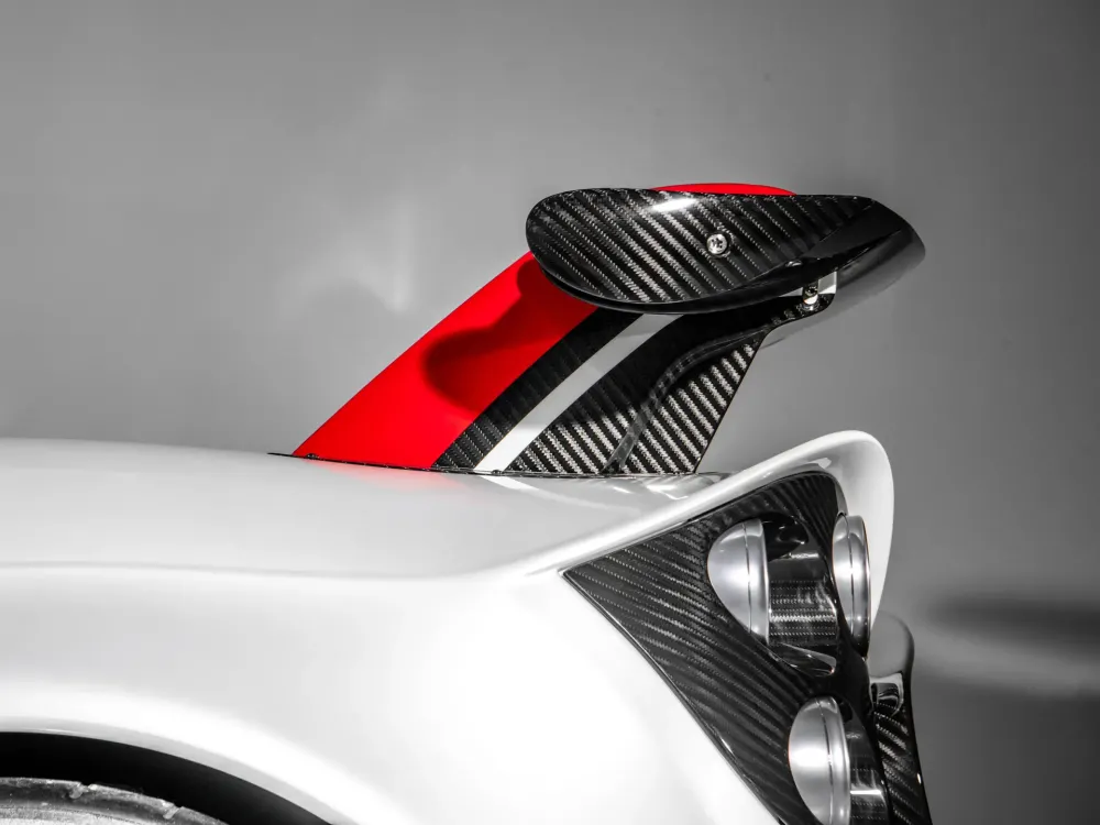 Последний из родстеров Pagani Huayra BC хотят продать за 5,7-6 миллионов долларов