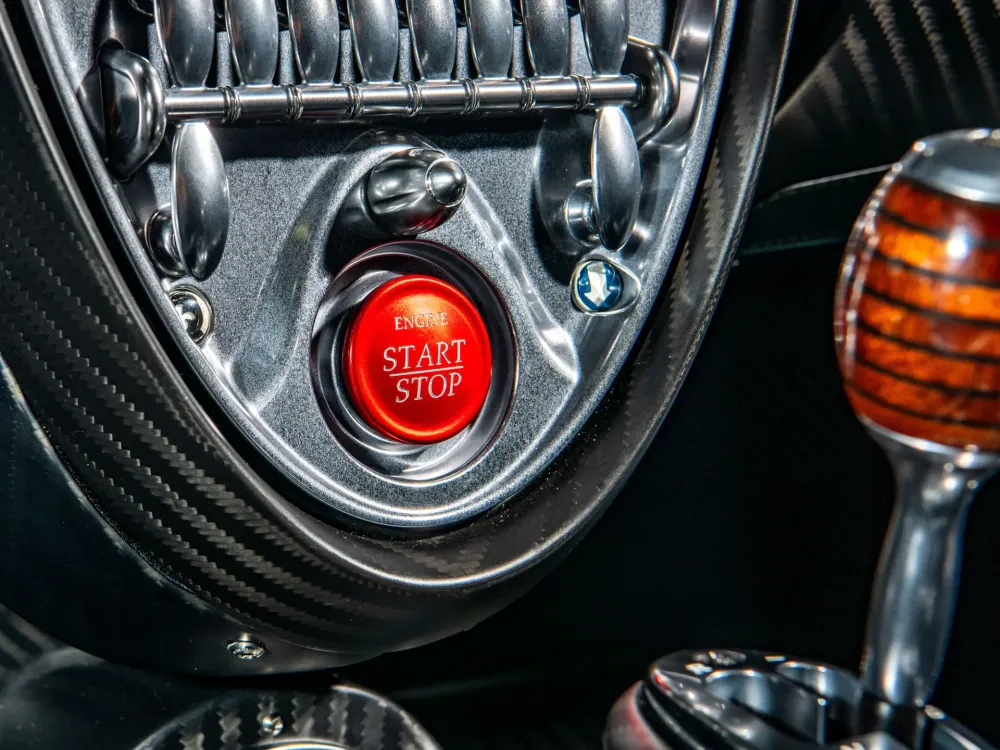 Последний из родстеров Pagani Huayra BC хотят продать за 5,7-6 миллионов долларов