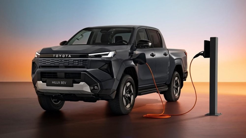 Представлен новый пикап Toyota Hilux