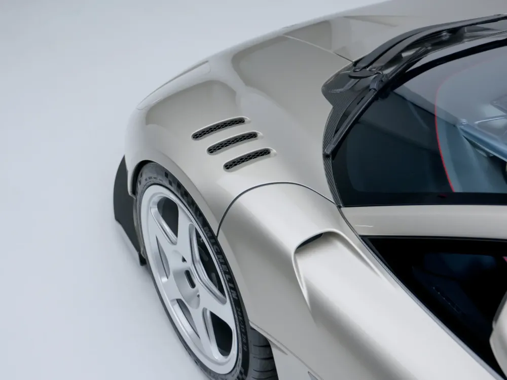 Редчайший суперкар от создателя McLaren F1 хотят продать за 1,6 миллиарда рублей