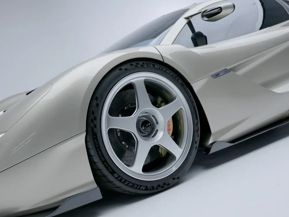 Редчайший суперкар от создателя McLaren F1 хотят продать за 1,6 миллиарда рублей