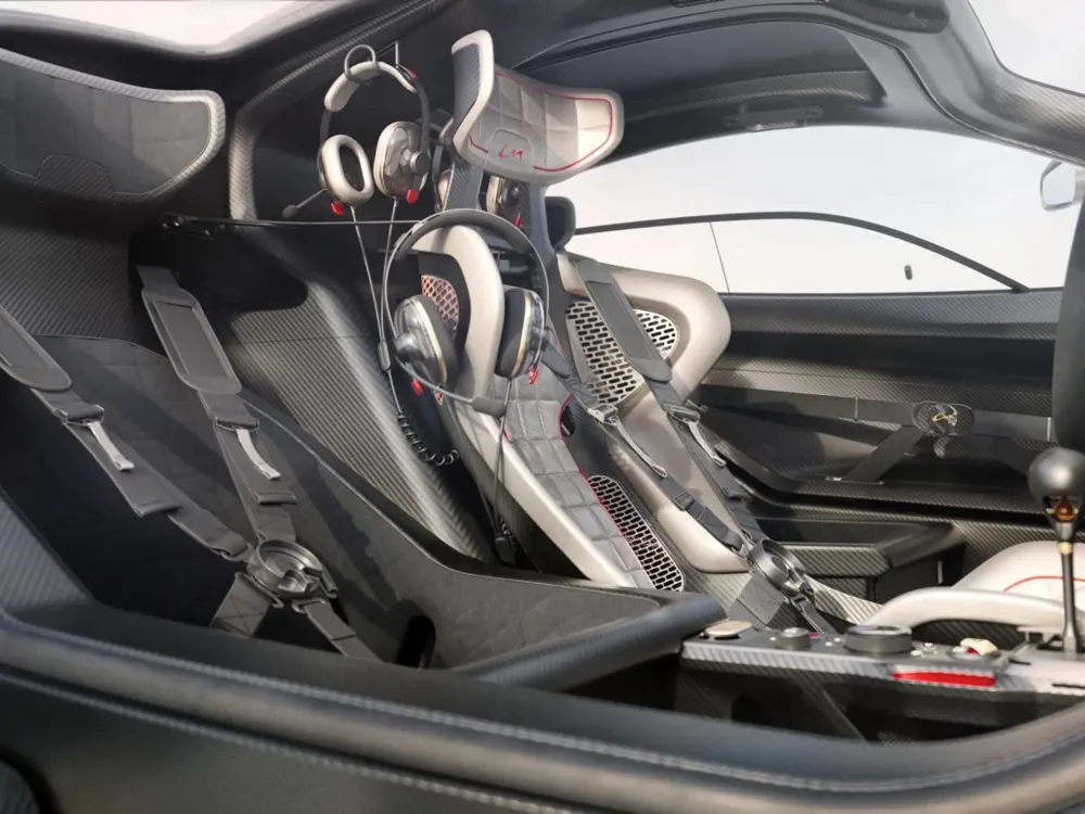 Редчайший суперкар от создателя McLaren F1 хотят продать за 1,6 миллиарда рублей