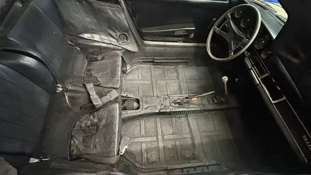 В США спасли Porsche 911, забытый на улице на 31 год