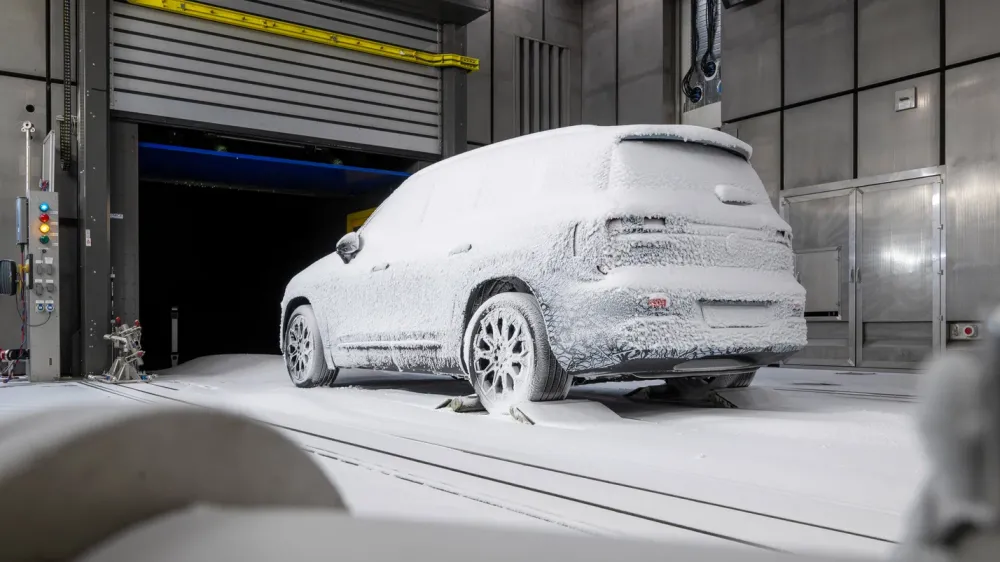 Mercedes-Benz показала салон нового GLB