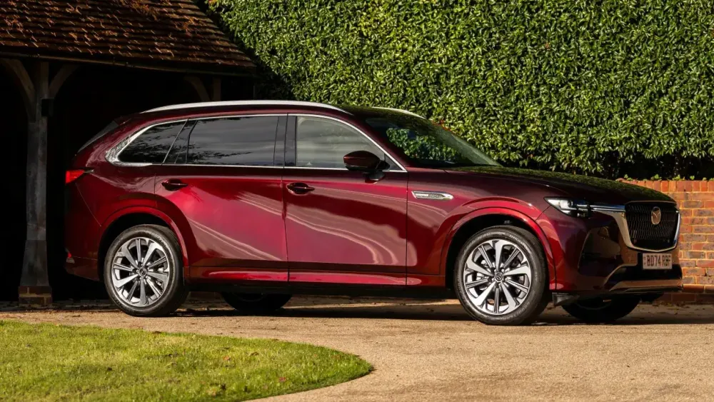 Mazda представила обновлённые кроссоверы Mazda CX-80 и Mazda CX-60