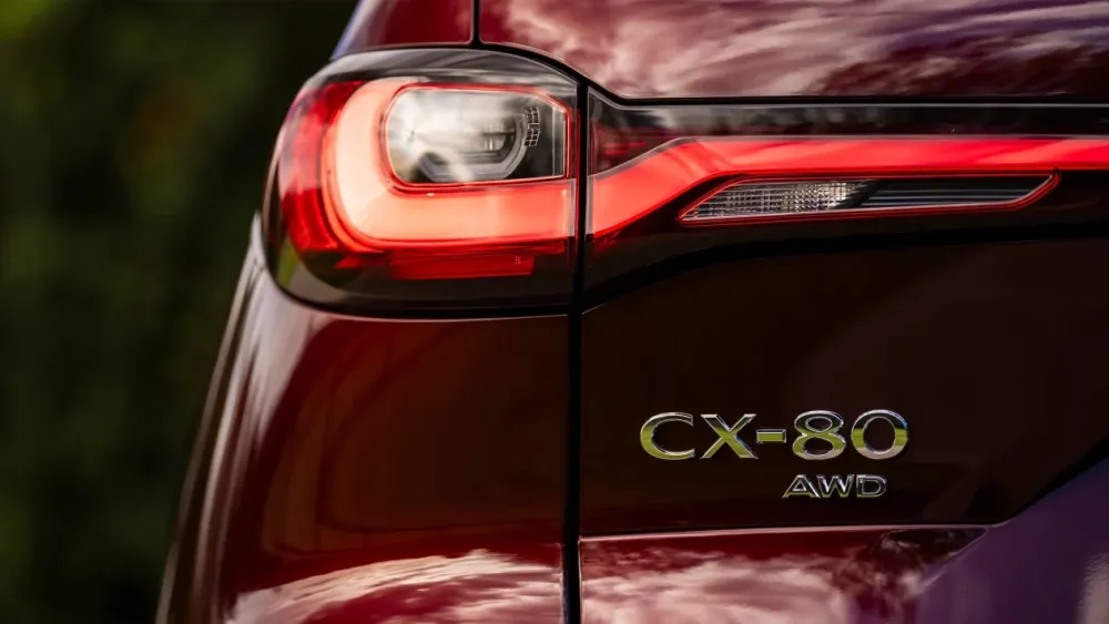Mazda представила обновлённые кроссоверы Mazda CX-80 и Mazda CX-60