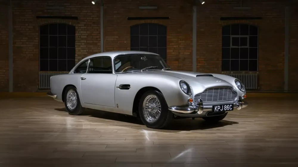 60-летний Aston Martin DB5 подорожал более чем в тысячу раз после реставрации