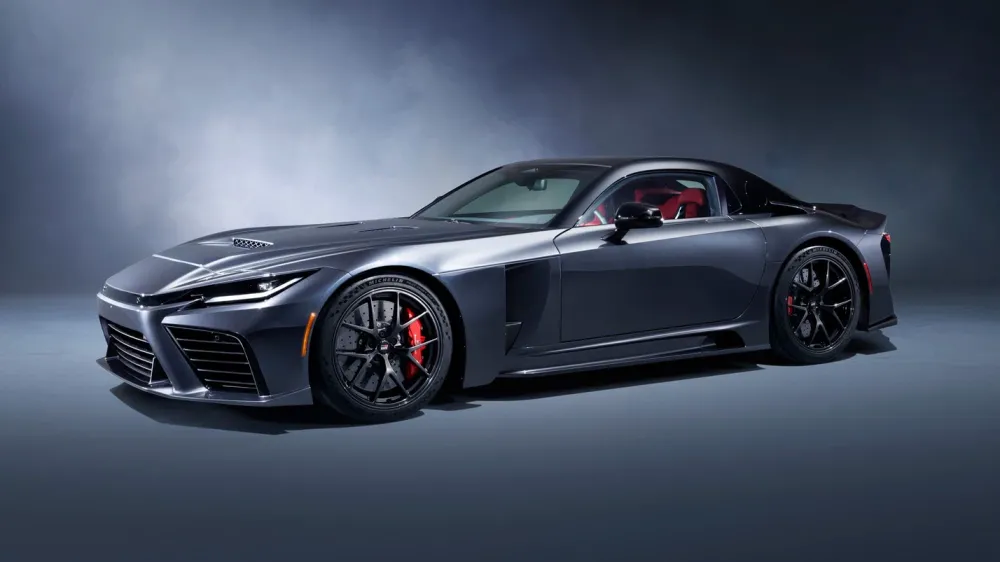 Новый суперкар Toyota GR GT представлен сразу в двух версиях