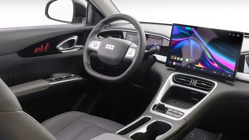 Мировым бестселлером среди электрокаров и гибридов стал крошечный хетч из КНР