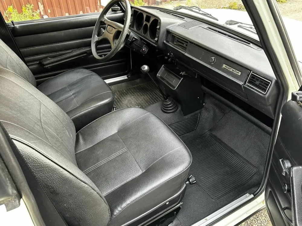 Капсула времени: 27-летний ВАЗ-2105 продают по цене новой Искры