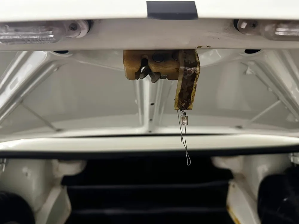 Капсула времени: 27-летний ВАЗ-2105 продают по цене новой Искры