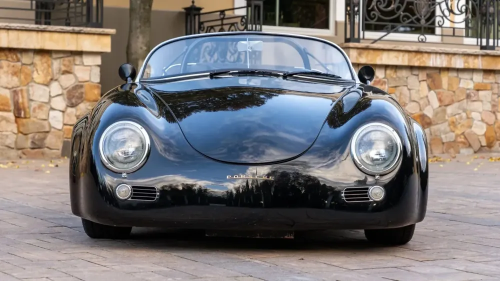 Уникальный Porsche 356, принадлежавший знаменитому музыканту, ушёл с молотка