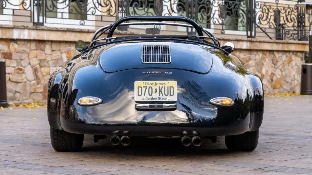 Уникальный Porsche 356, принадлежавший знаменитому музыканту, ушёл с молотка