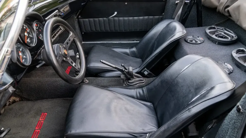 Уникальный Porsche 356, принадлежавший знаменитому музыканту, ушёл с молотка