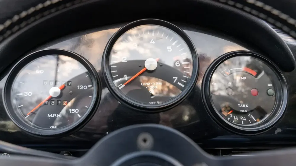 Уникальный Porsche 356, принадлежавший знаменитому музыканту, ушёл с молотка