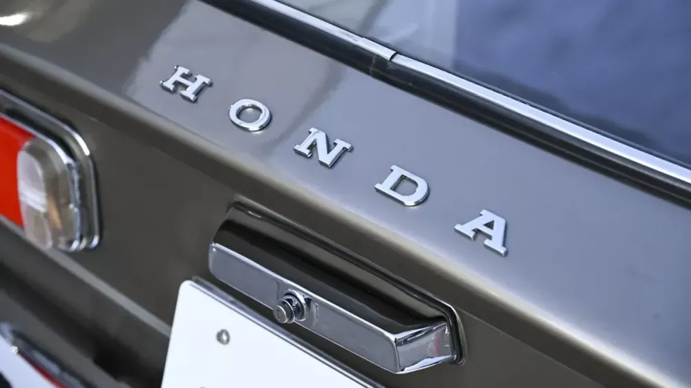 На продажу выставили самый маленький и быстрый спорткар от Honda из 1960-х