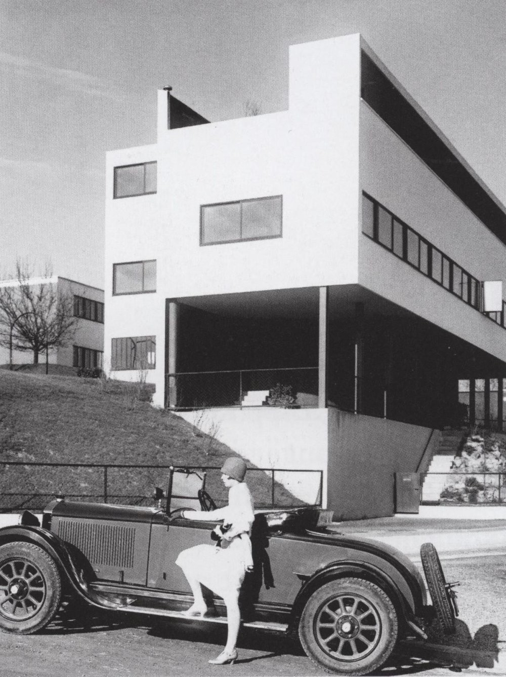 24. Дом в стиле баухаус, популярном в Германии в 1919-1933 годы. Фото 1927 года