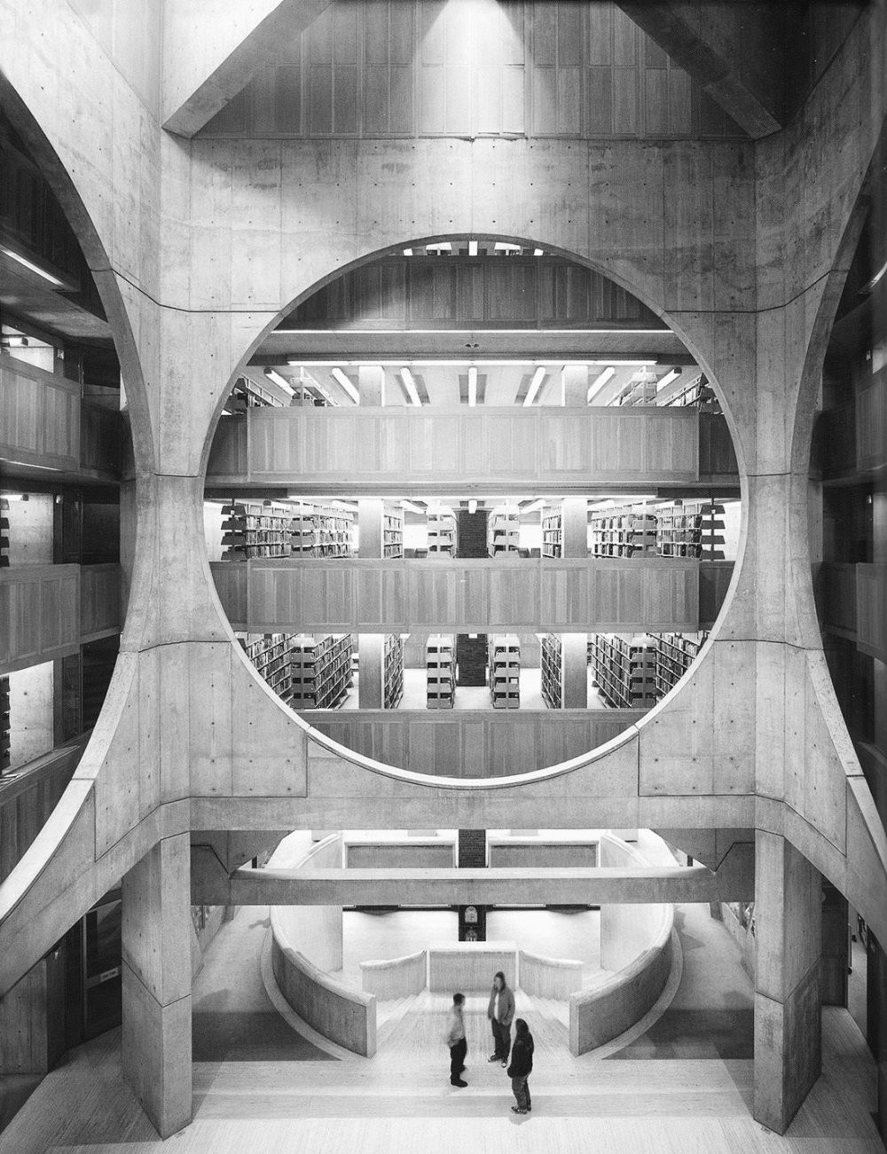 2. Архитектор Луис Кан. Академия Филлипса в Эксетере, США, построено в 1965-71 годах