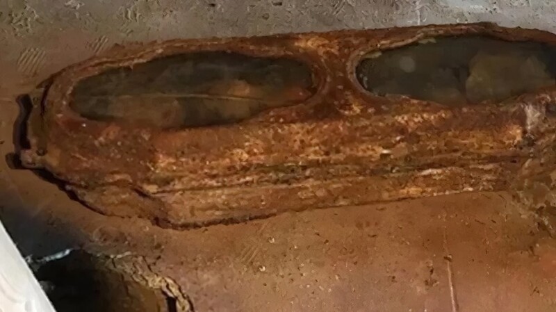 Тайна «мумии в хрустальном гробу», найденной в старом гараже