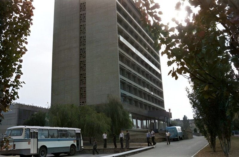 Гостиница металлургического комбината "Азовсталь", 1970-е.